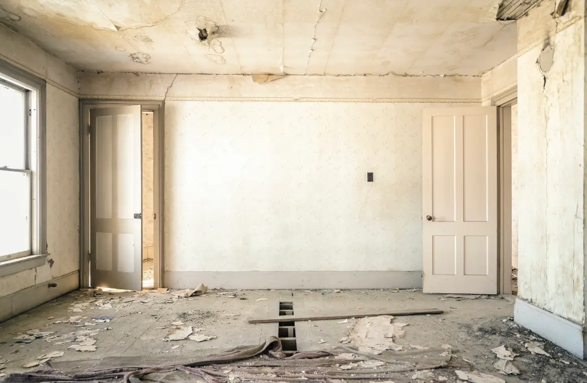 Waste disposal crew managing a cleanout project in Gahanna